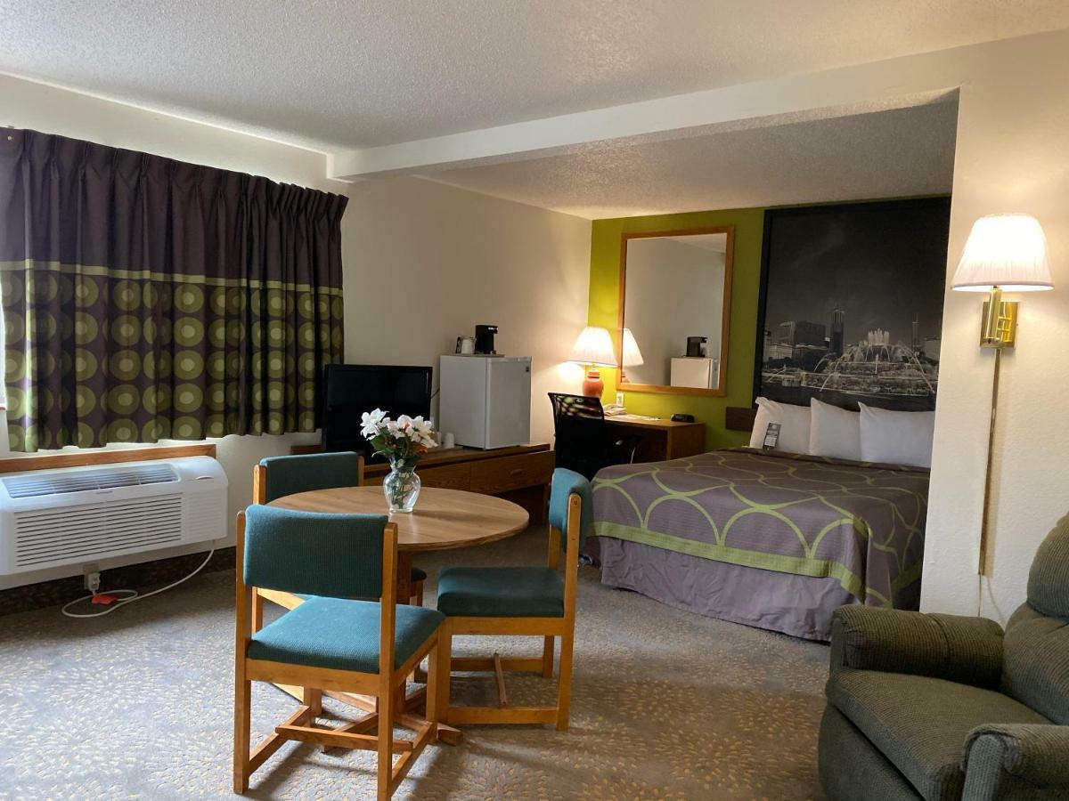 Super 8 by Wyndham Mokena/Frankfort /I-80 Eksteriør billede